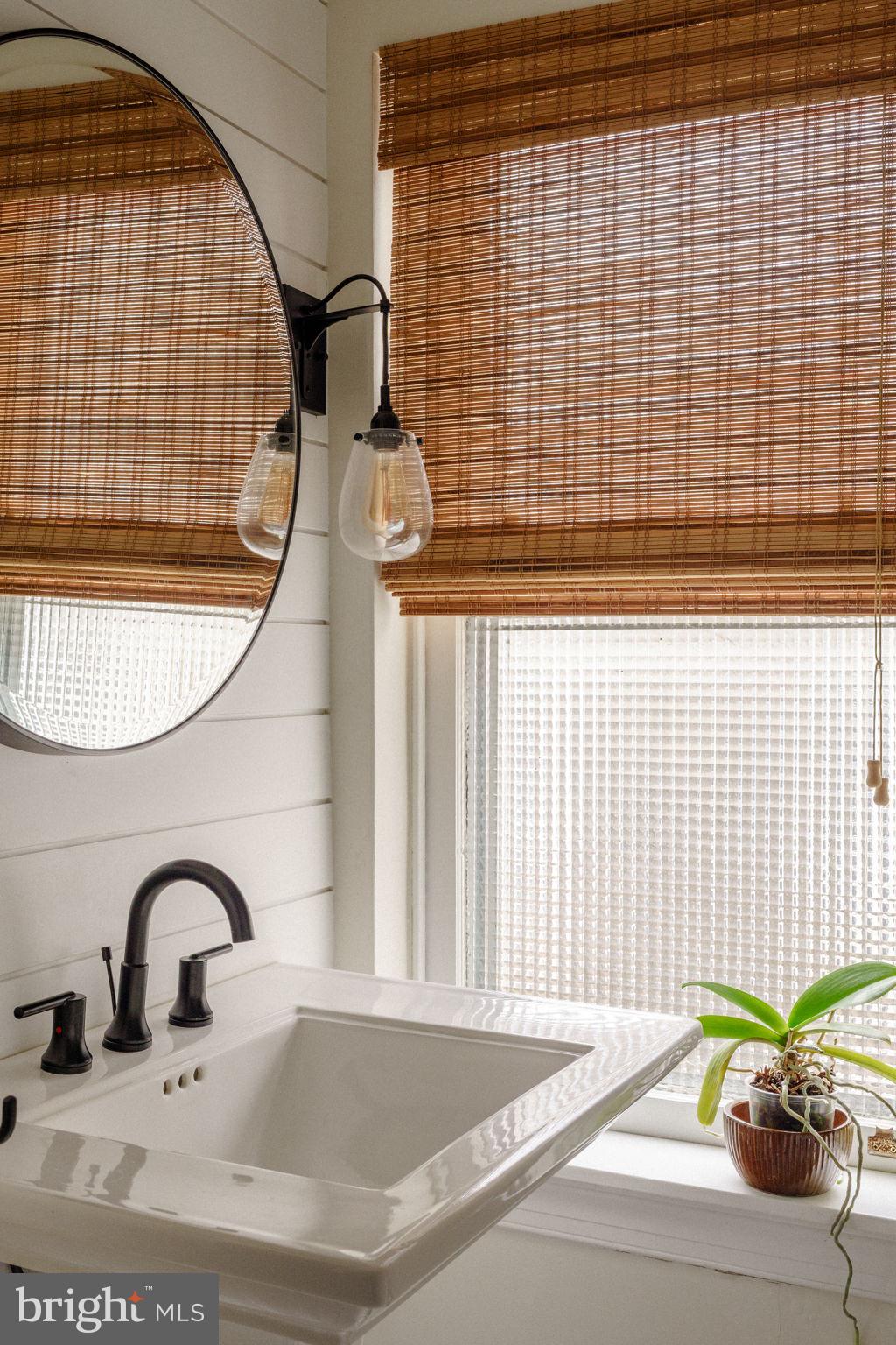 2220 BRANDYWINE STREET