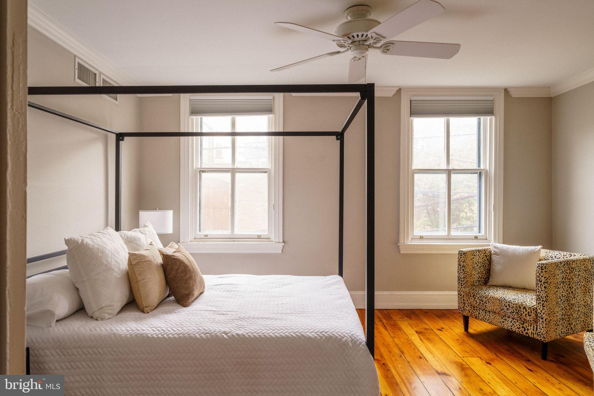 2220 BRANDYWINE STREET