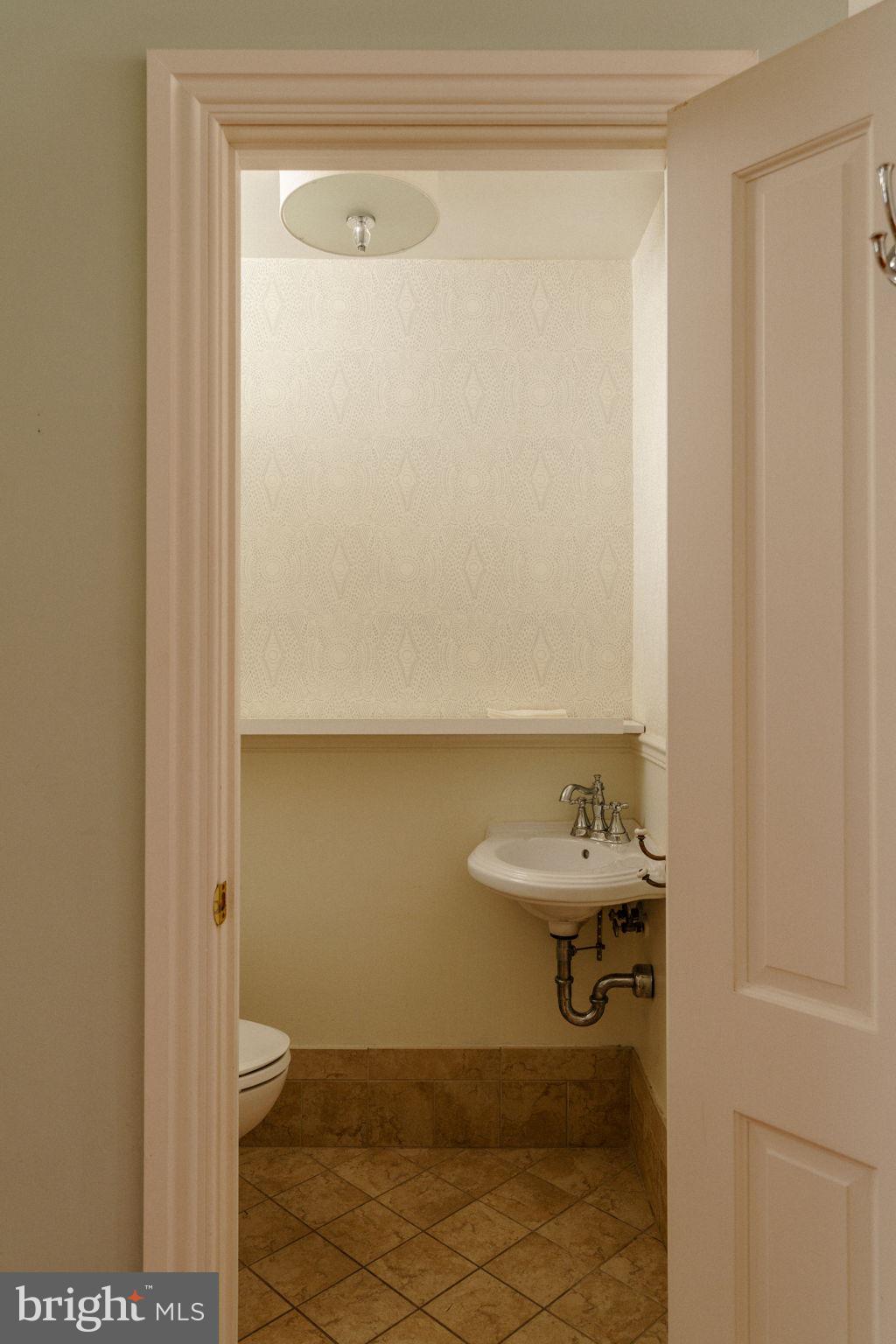 2220 BRANDYWINE STREET