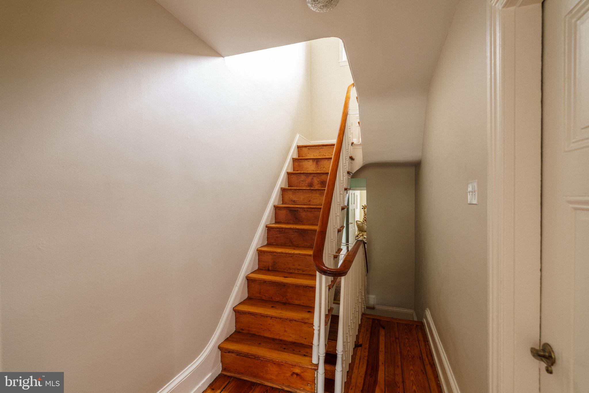 2220 BRANDYWINE STREET