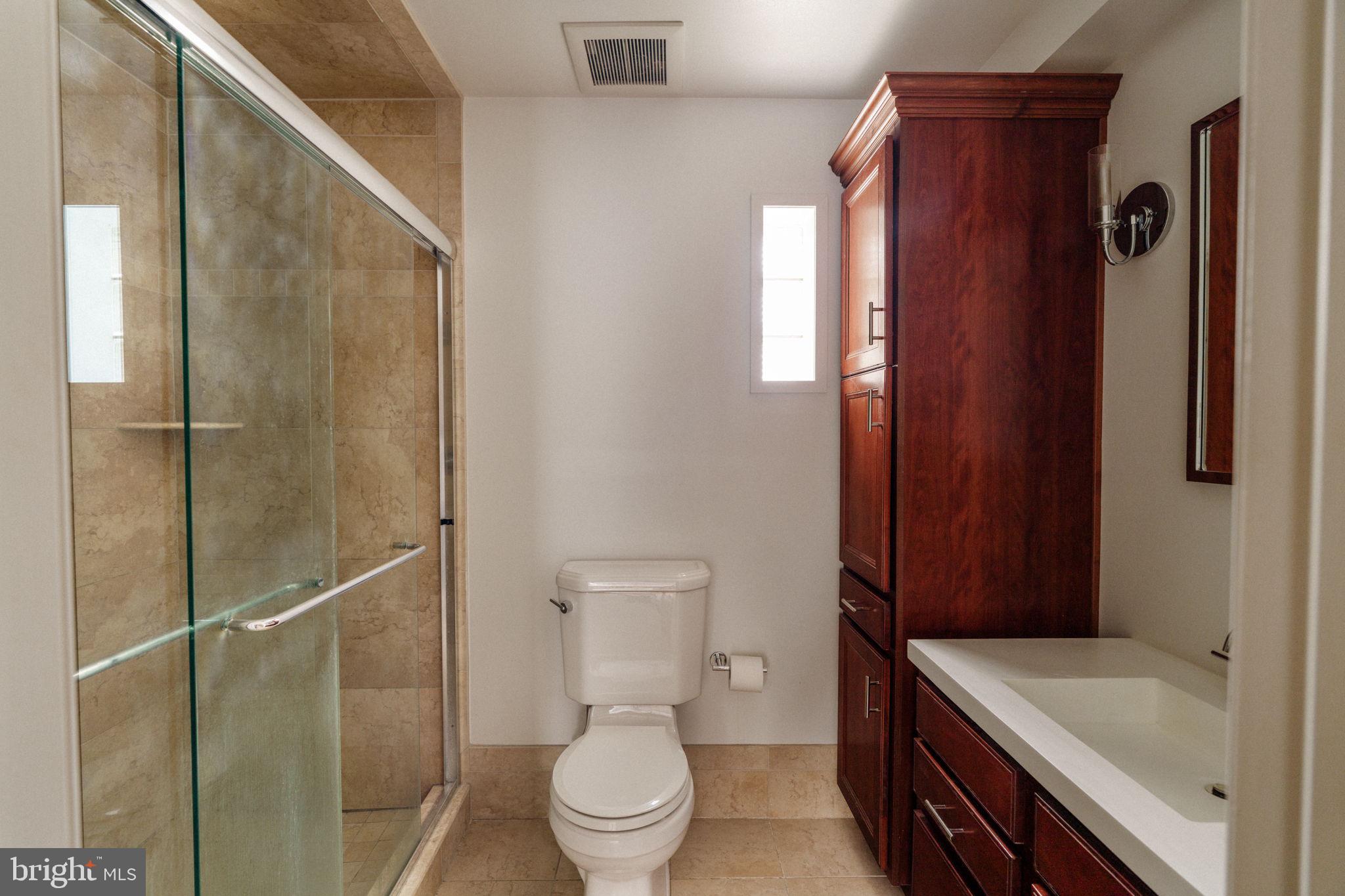 2220 BRANDYWINE STREET