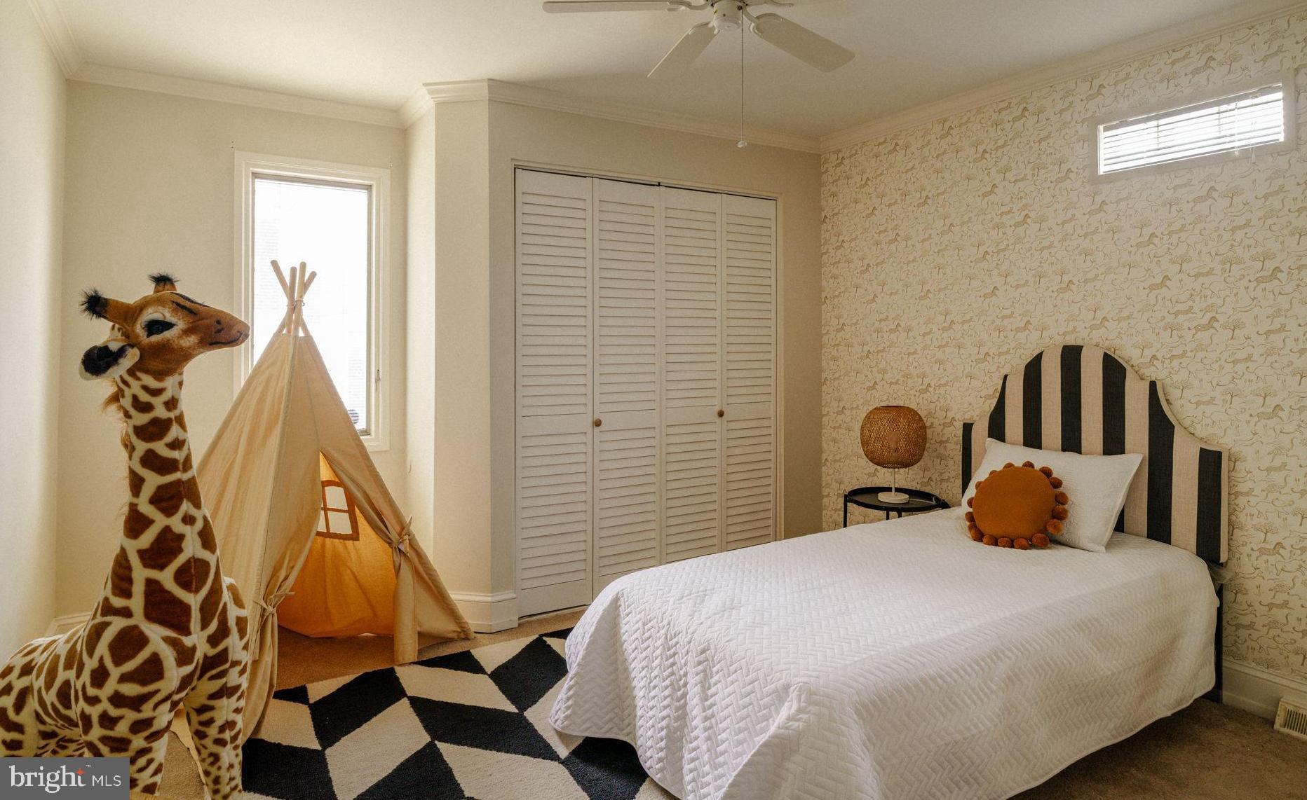 2220 BRANDYWINE STREET