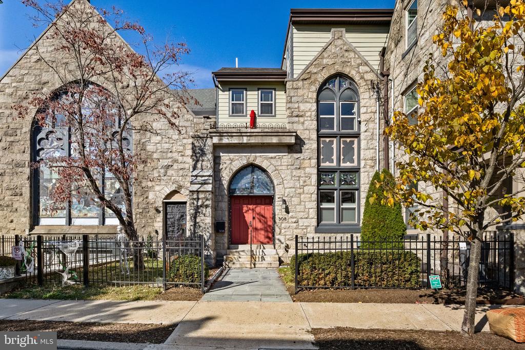 308 MONASTERY AVENUE