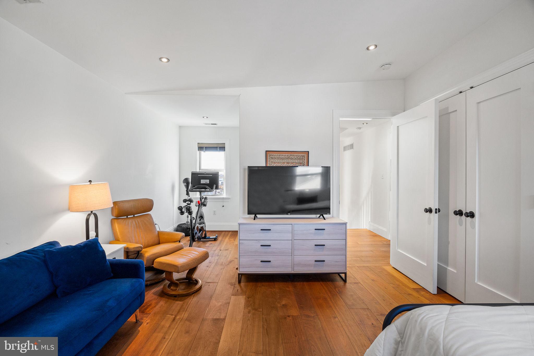 308 MONASTERY AVENUE