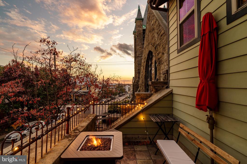 308 MONASTERY AVENUE