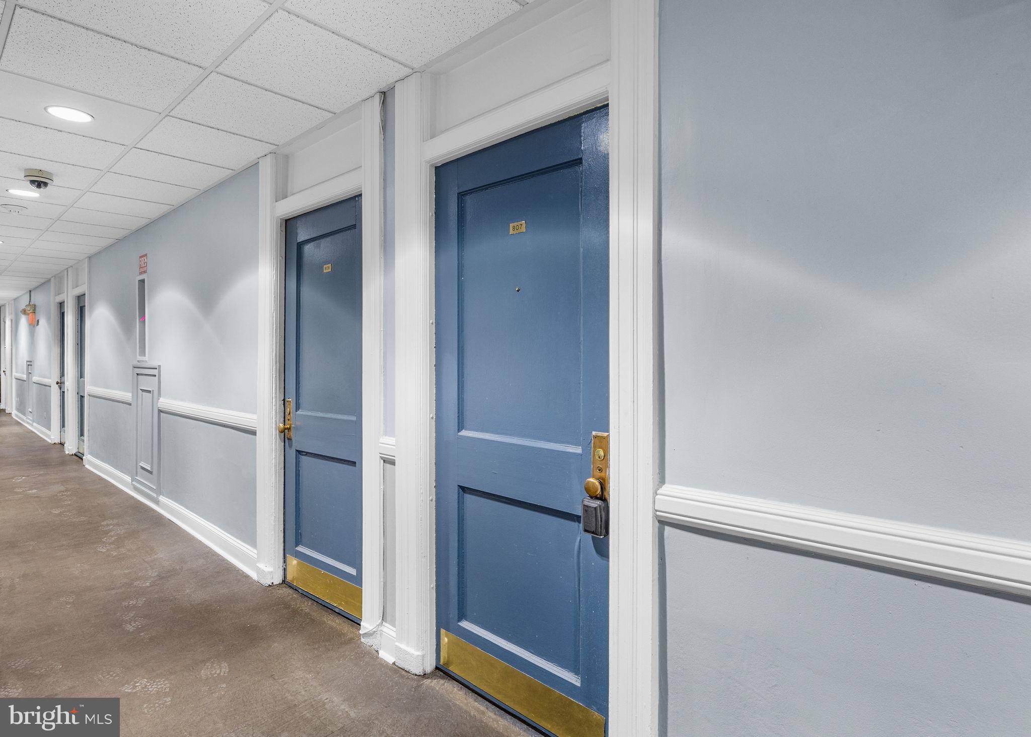 1324 LOCUST STREET 807