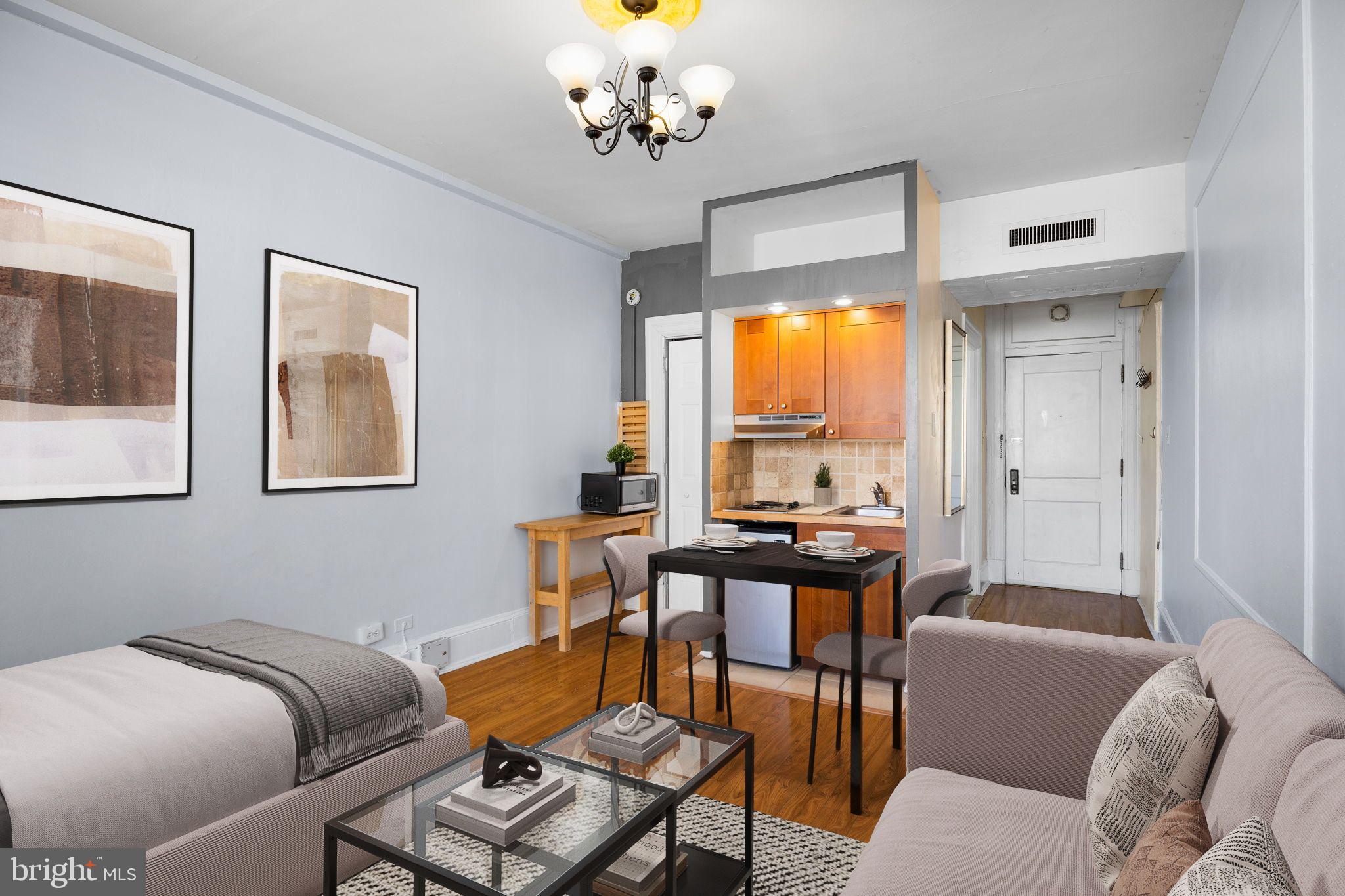 1324 LOCUST STREET 807