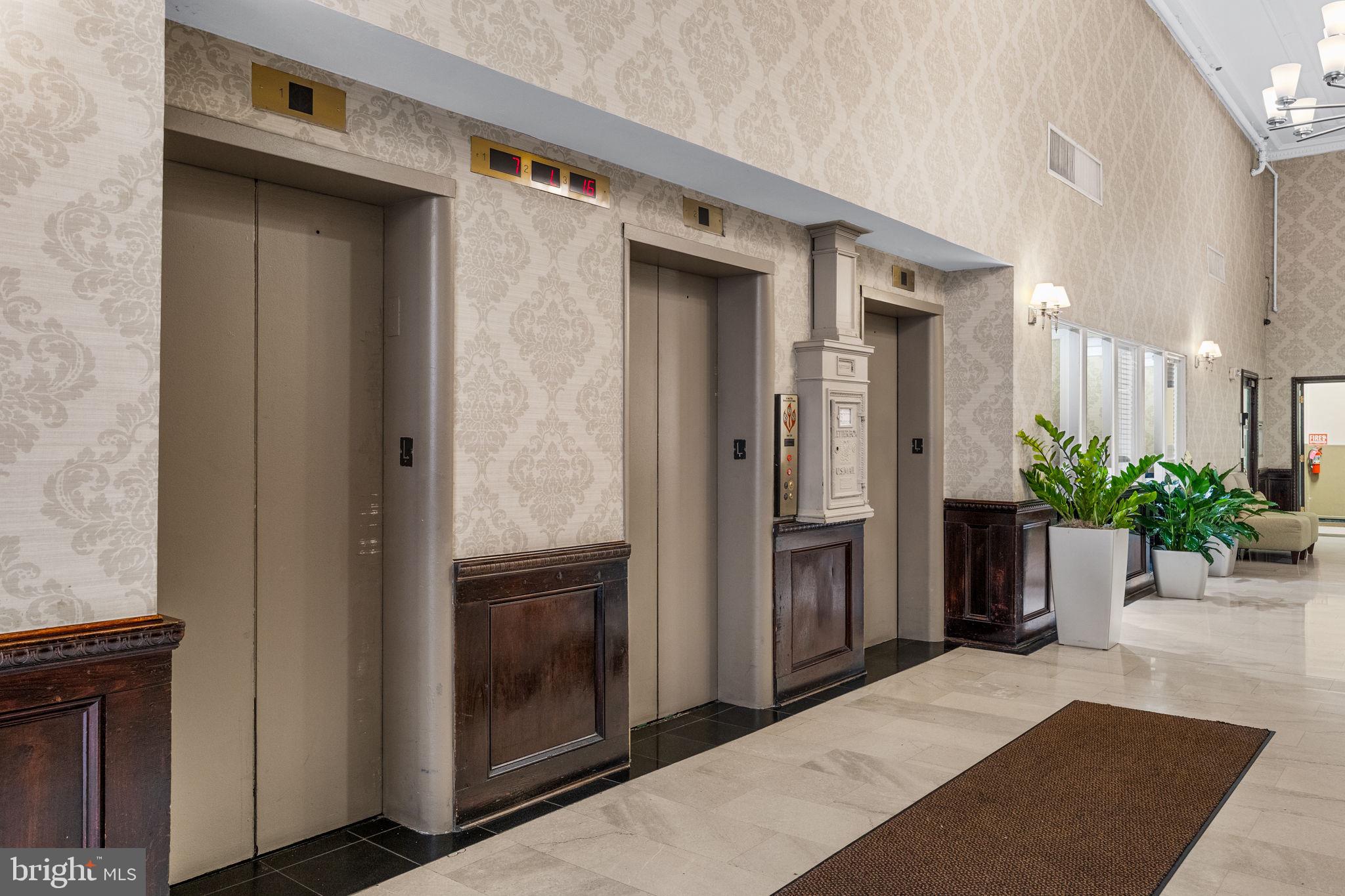 1324 LOCUST STREET 807