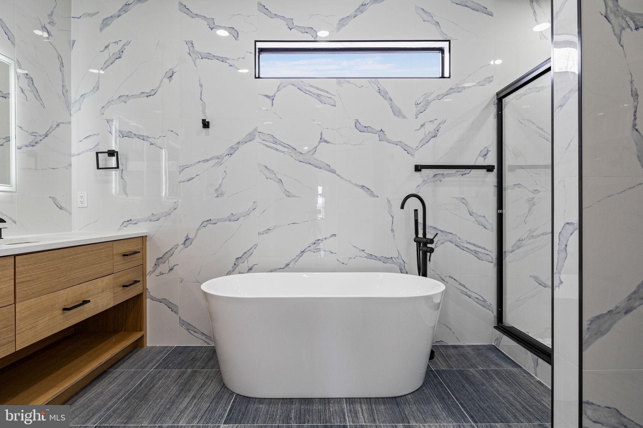 272 S FRAZIER STREET