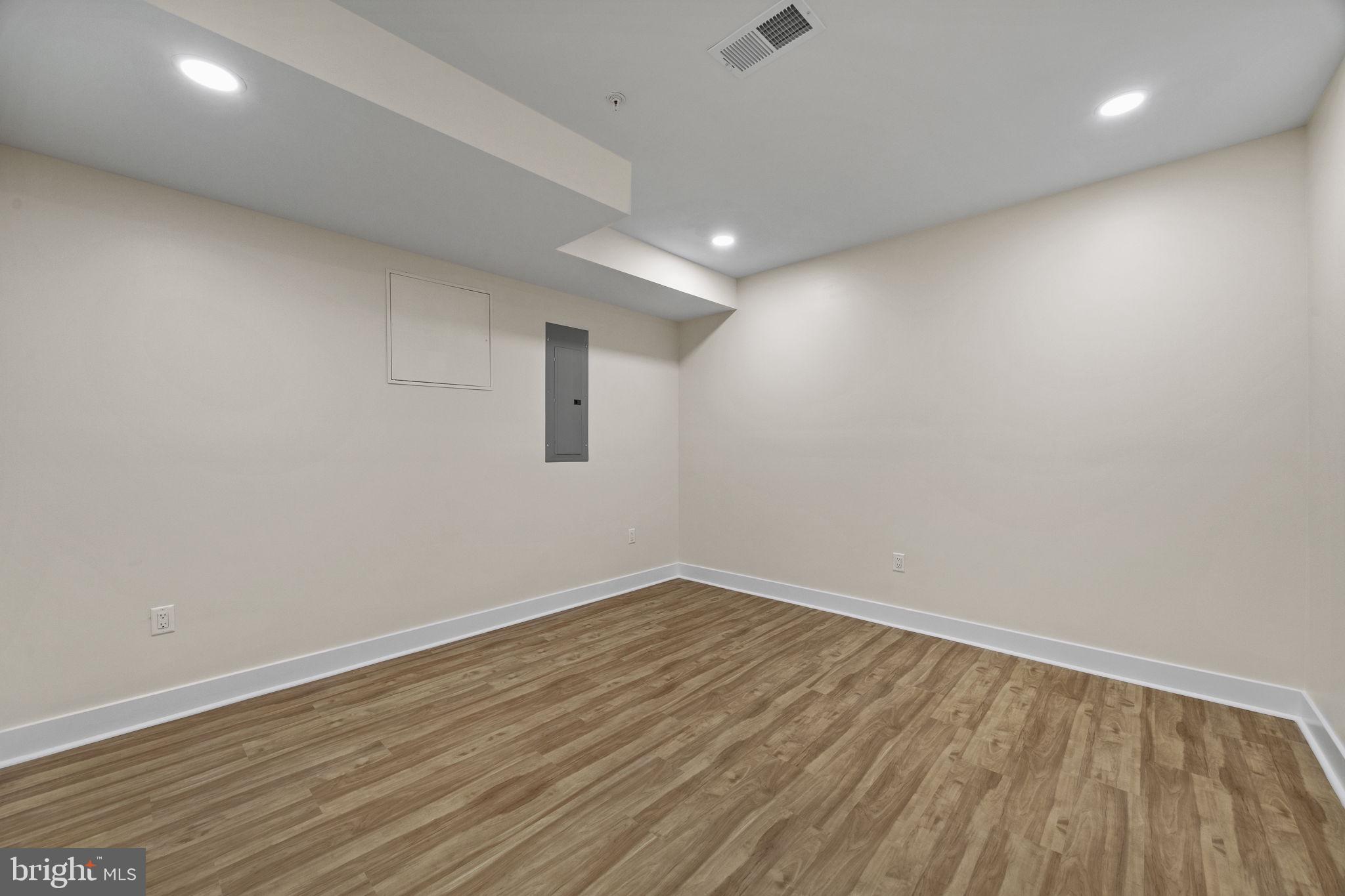 274 S FRAZIER STREET