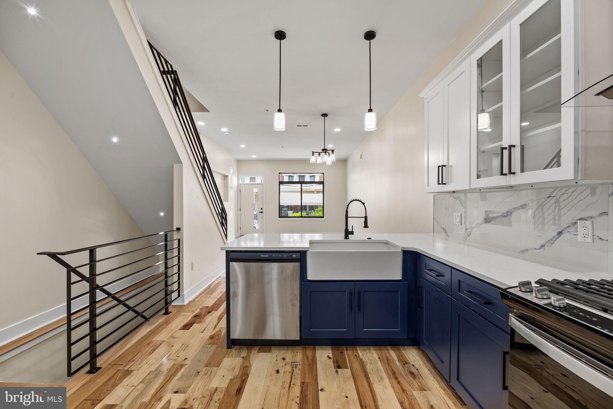 274 S FRAZIER STREET