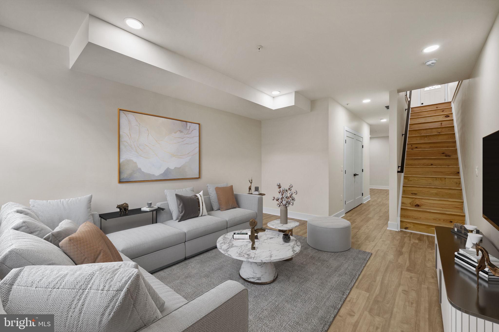 274 S FRAZIER STREET