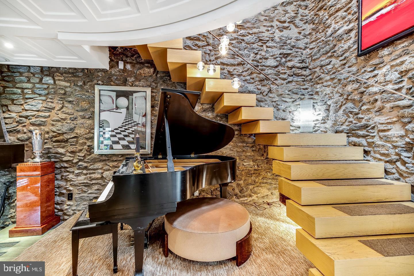 761-765 N 26TH STREET