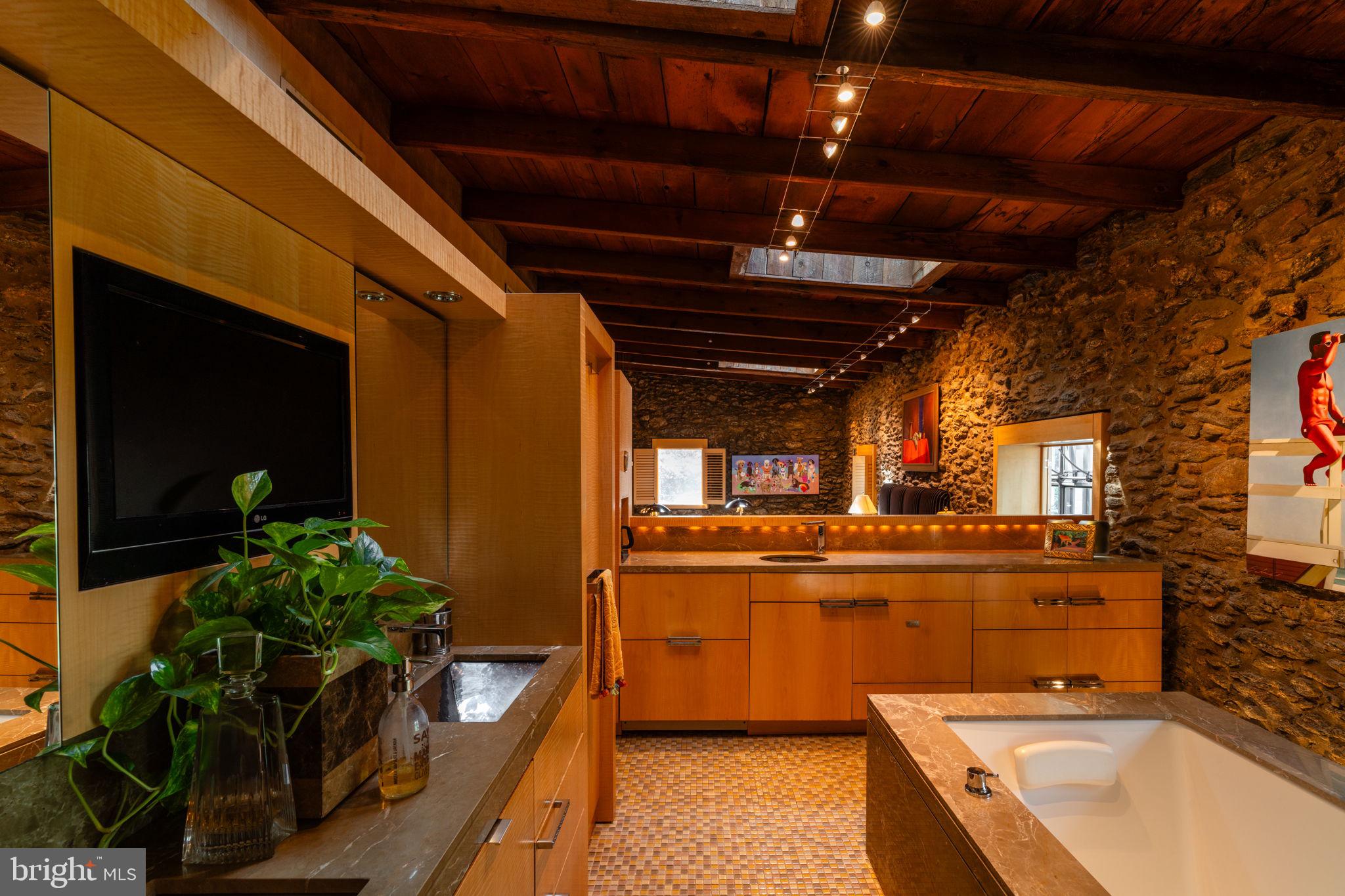 761-765 N 26TH STREET