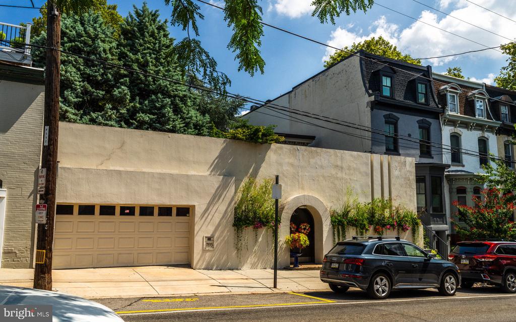 761-765 N 26TH STREET