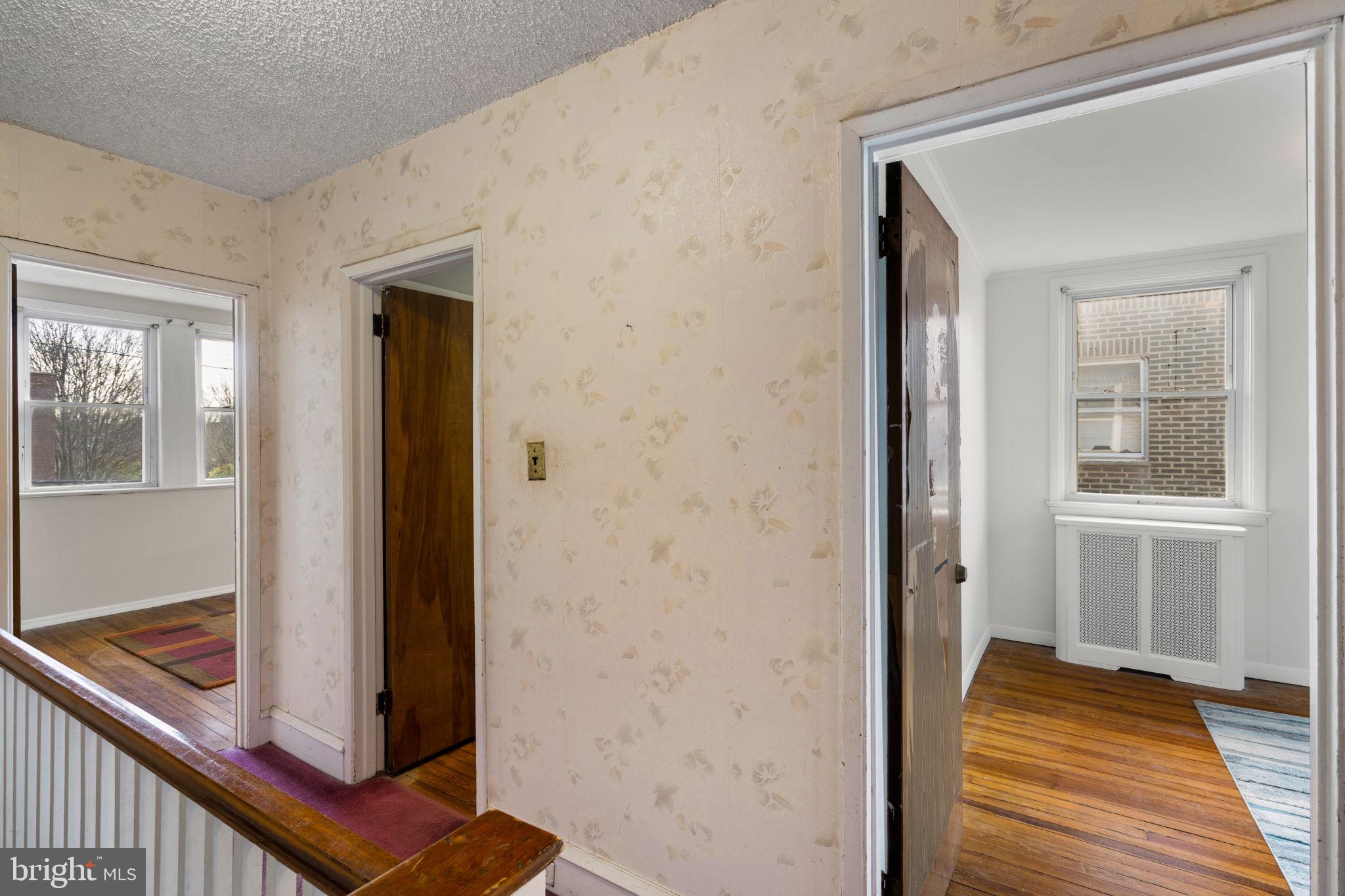 2712 S ISEMINGER STREET