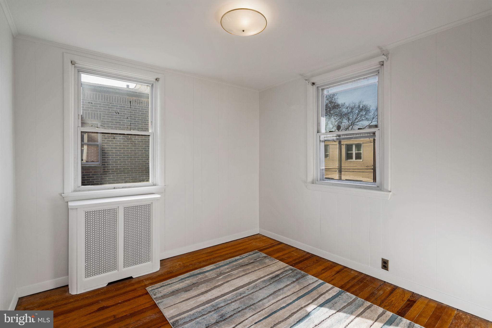 2712 S ISEMINGER STREET