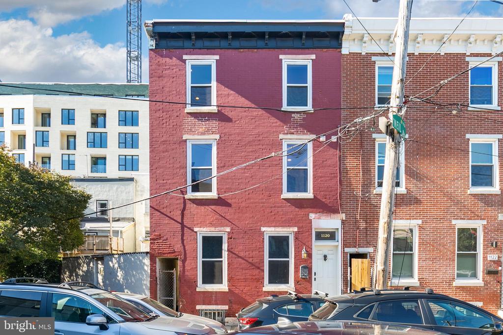 1120 O'NEIL STREET