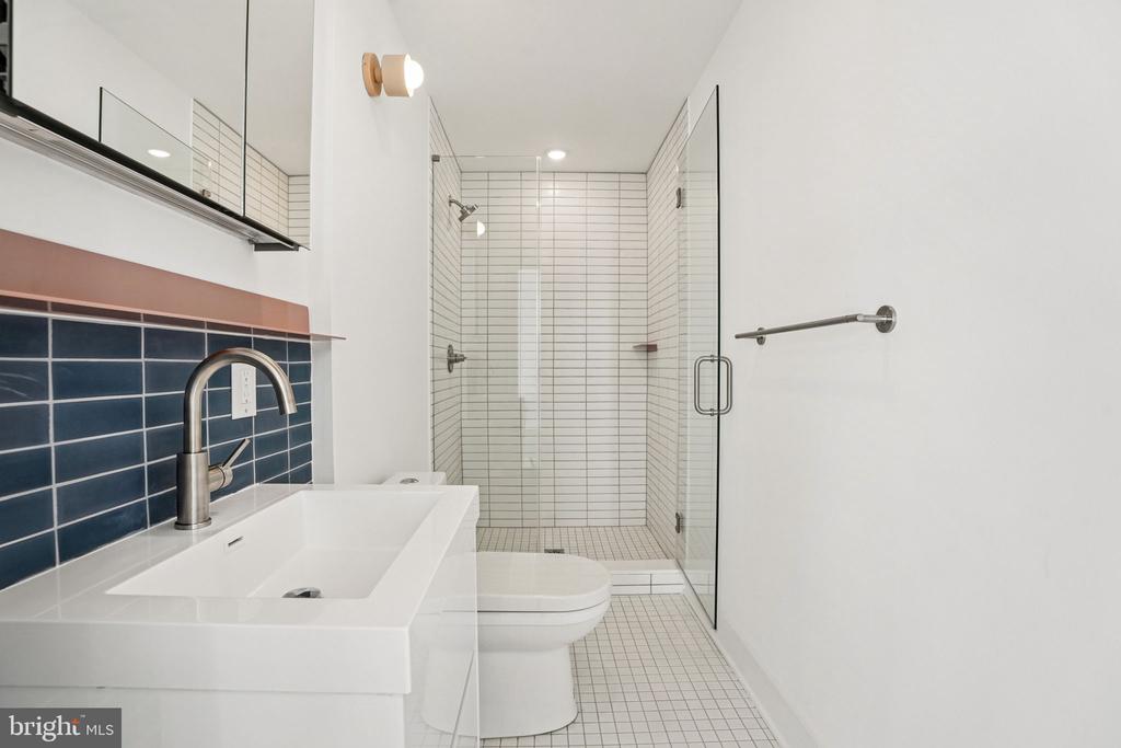 2456 FRANKFORD AVENUE 15