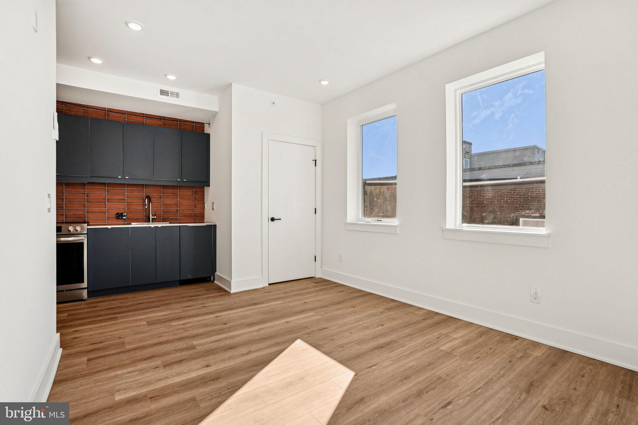 2456 FRANKFORD AVENUE 15