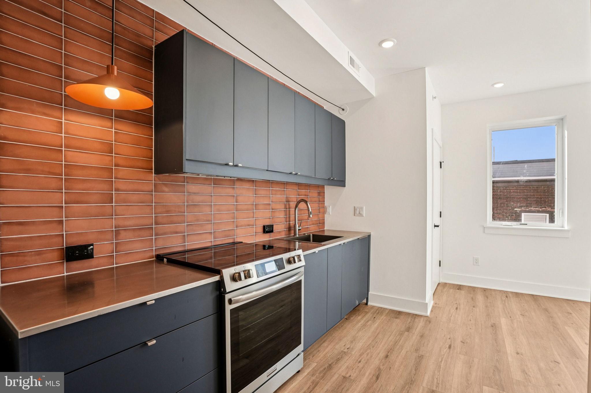 2456 FRANKFORD AVENUE 15