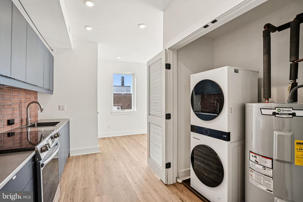 2456 FRANKFORD AVENUE 15