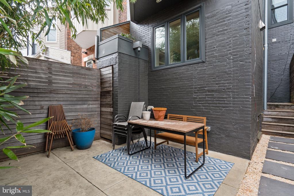 834 N 28TH STREET