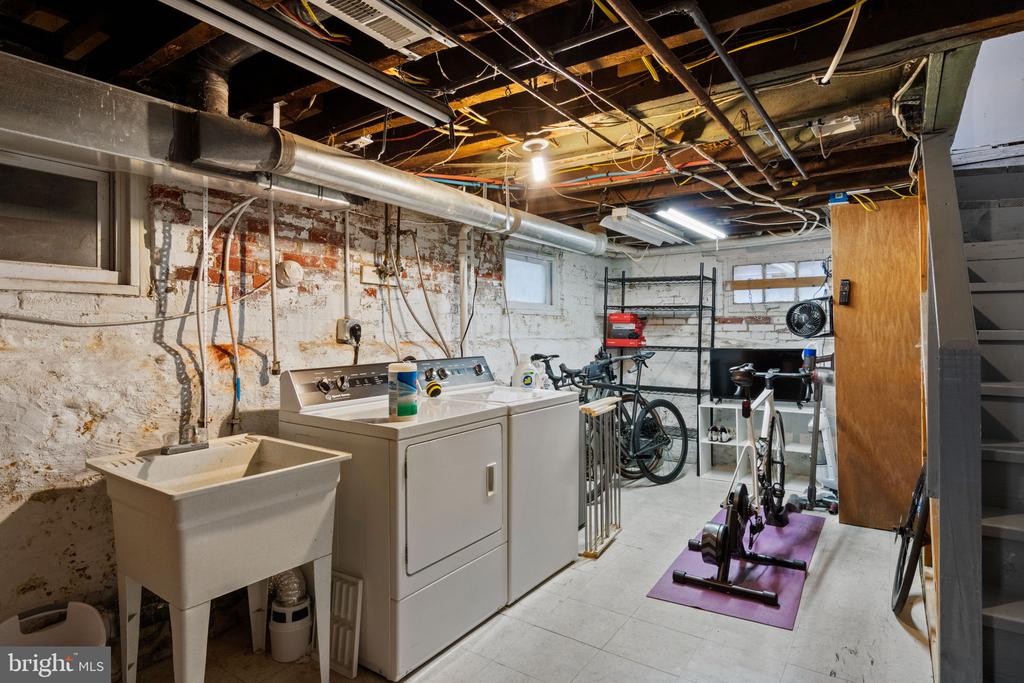 834 N 28TH STREET