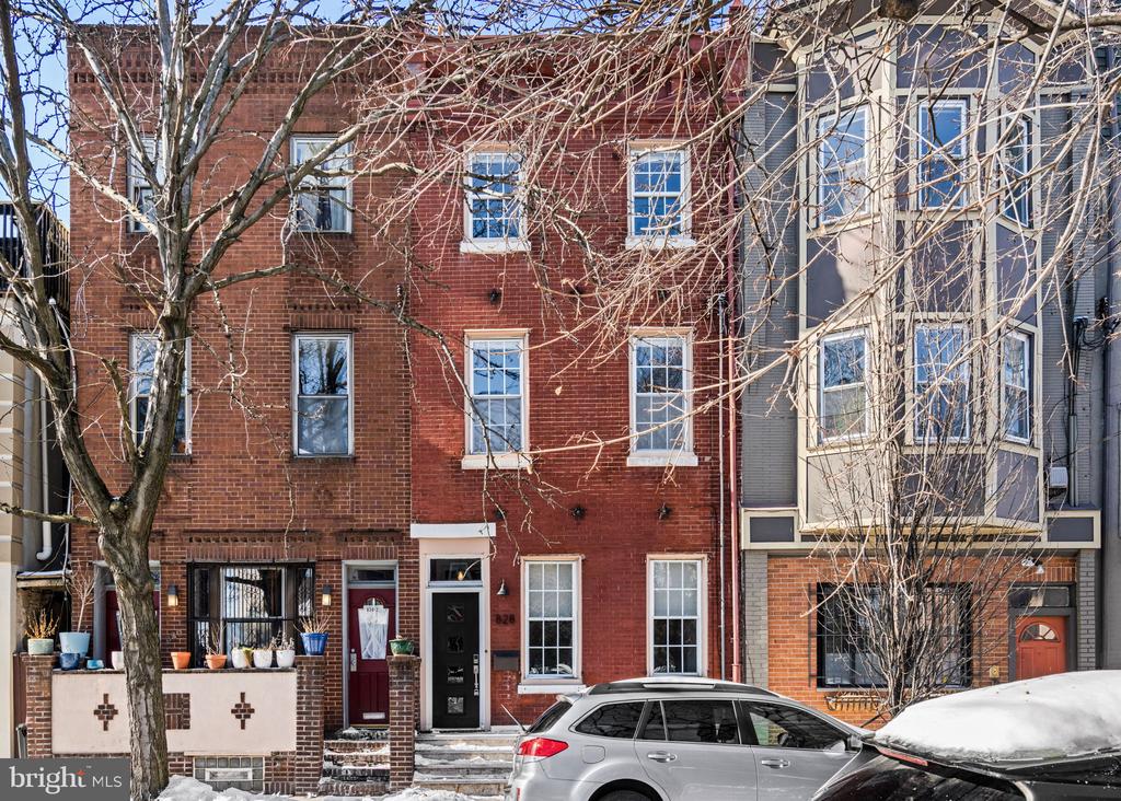 828 S 5TH STREET