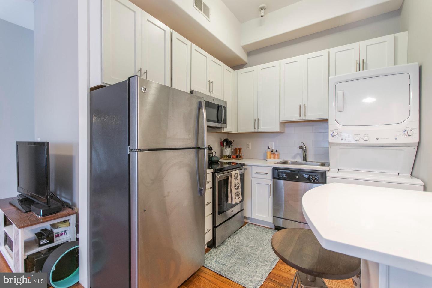 729 S 12TH STREET 200