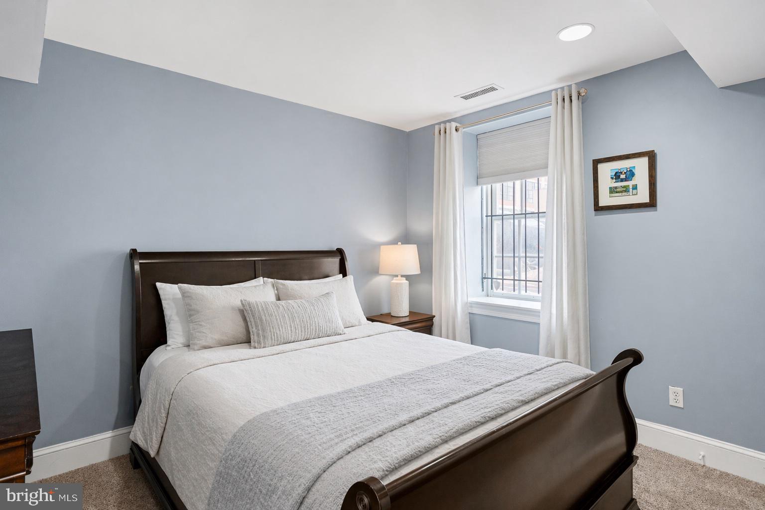 1501 GREEN STREET 00 1