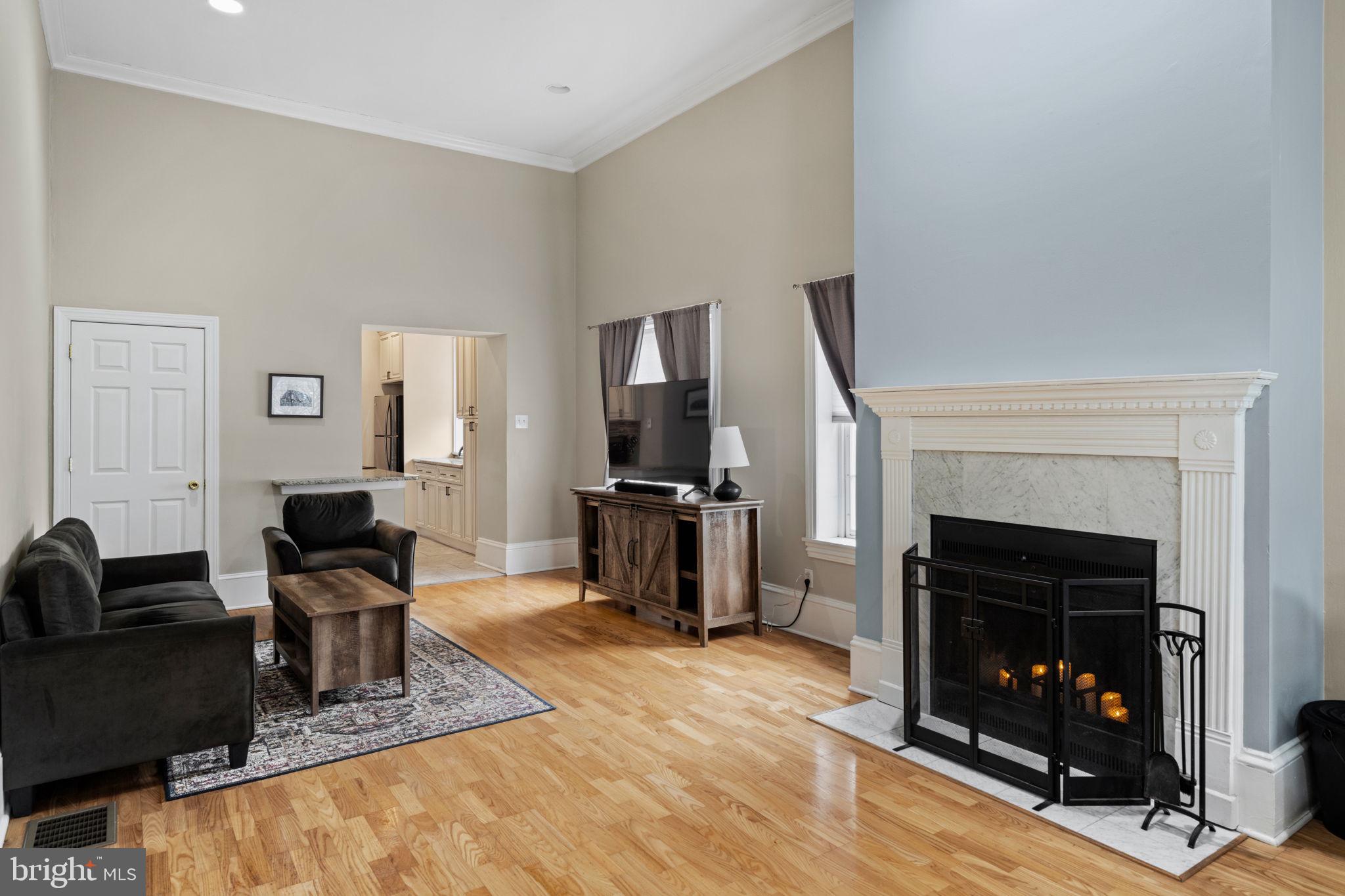 1501 GREEN STREET 00 1