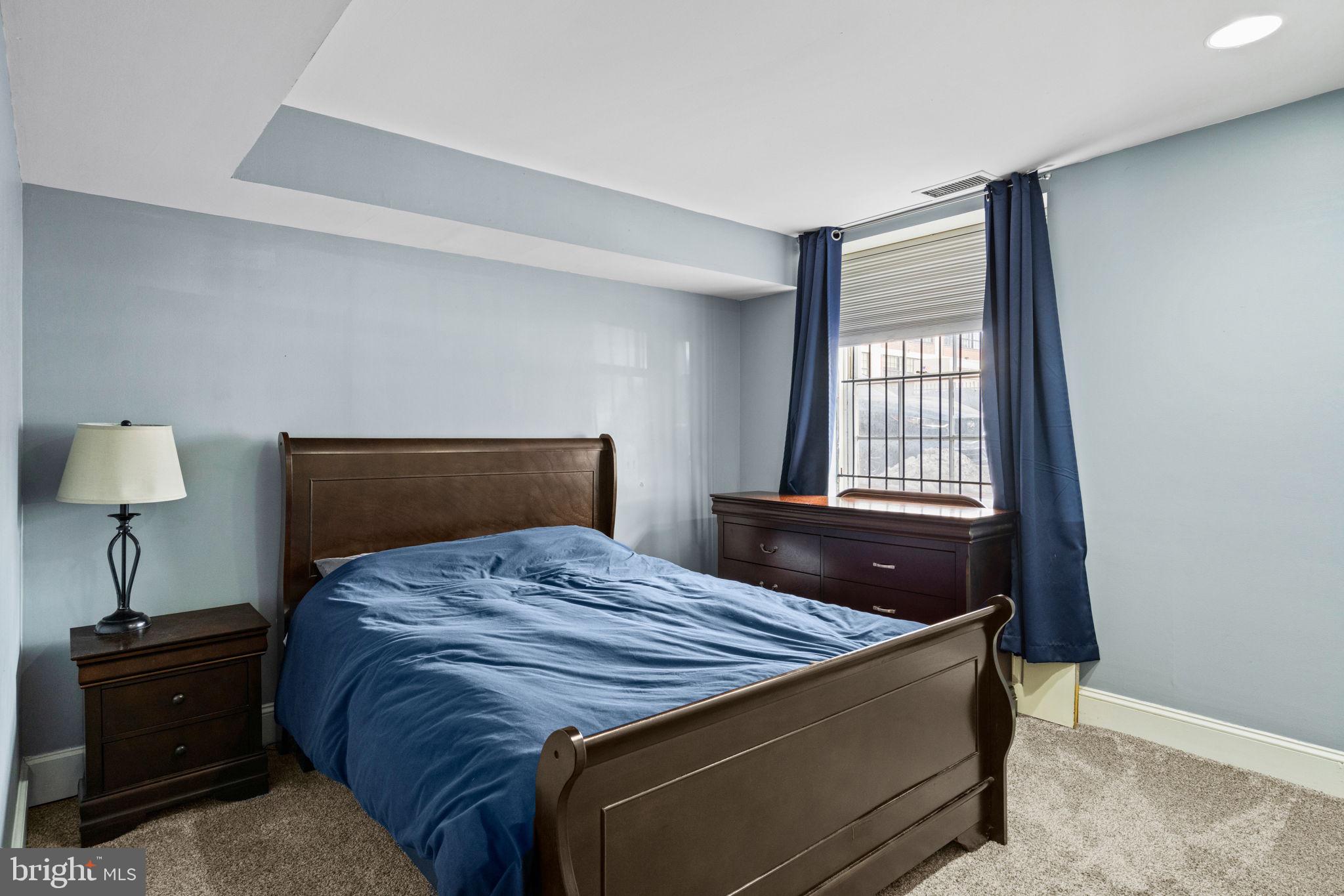 1501 GREEN STREET 00 1