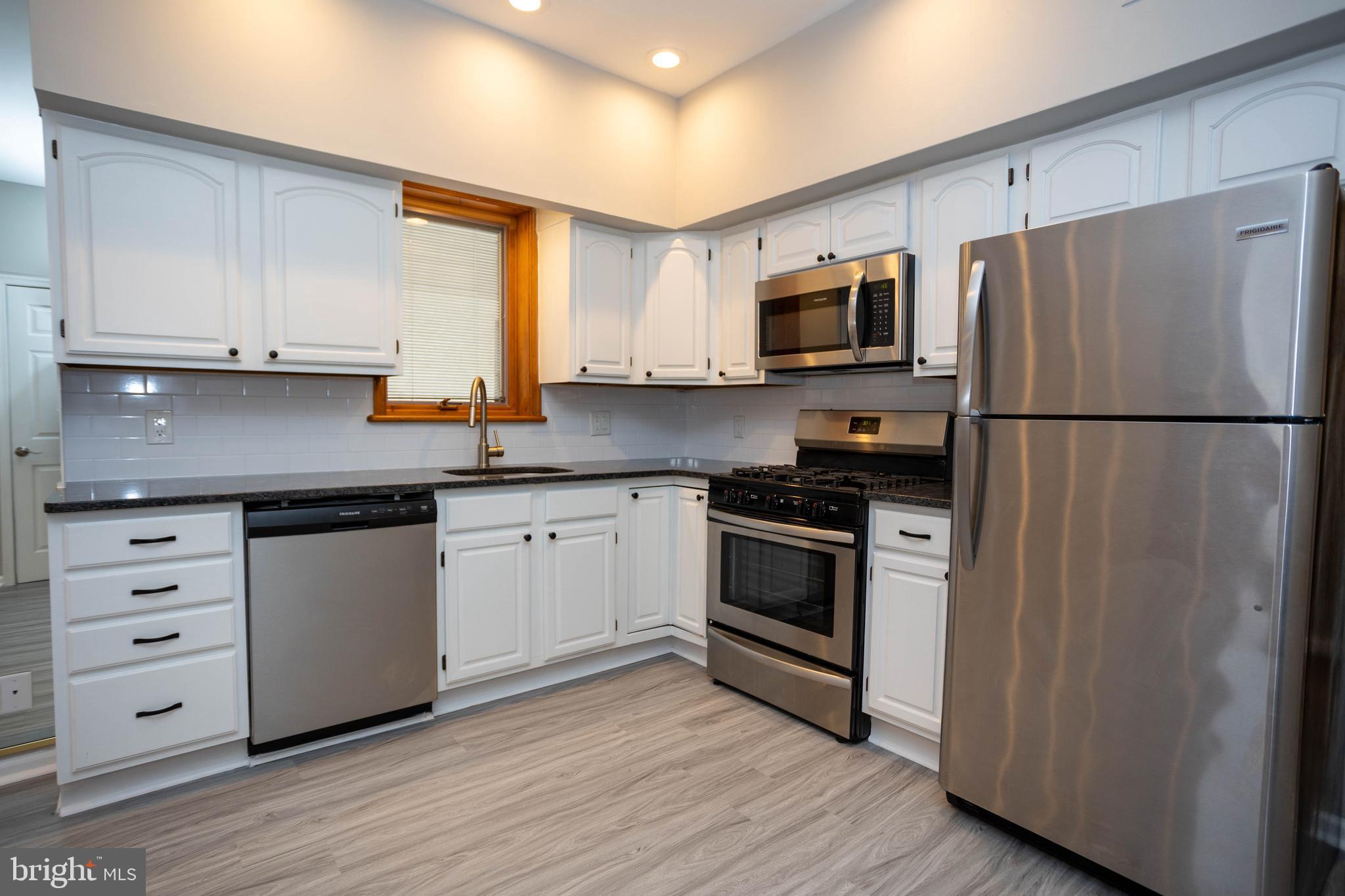 2332 S 21ST STREET SECOND FLOOR