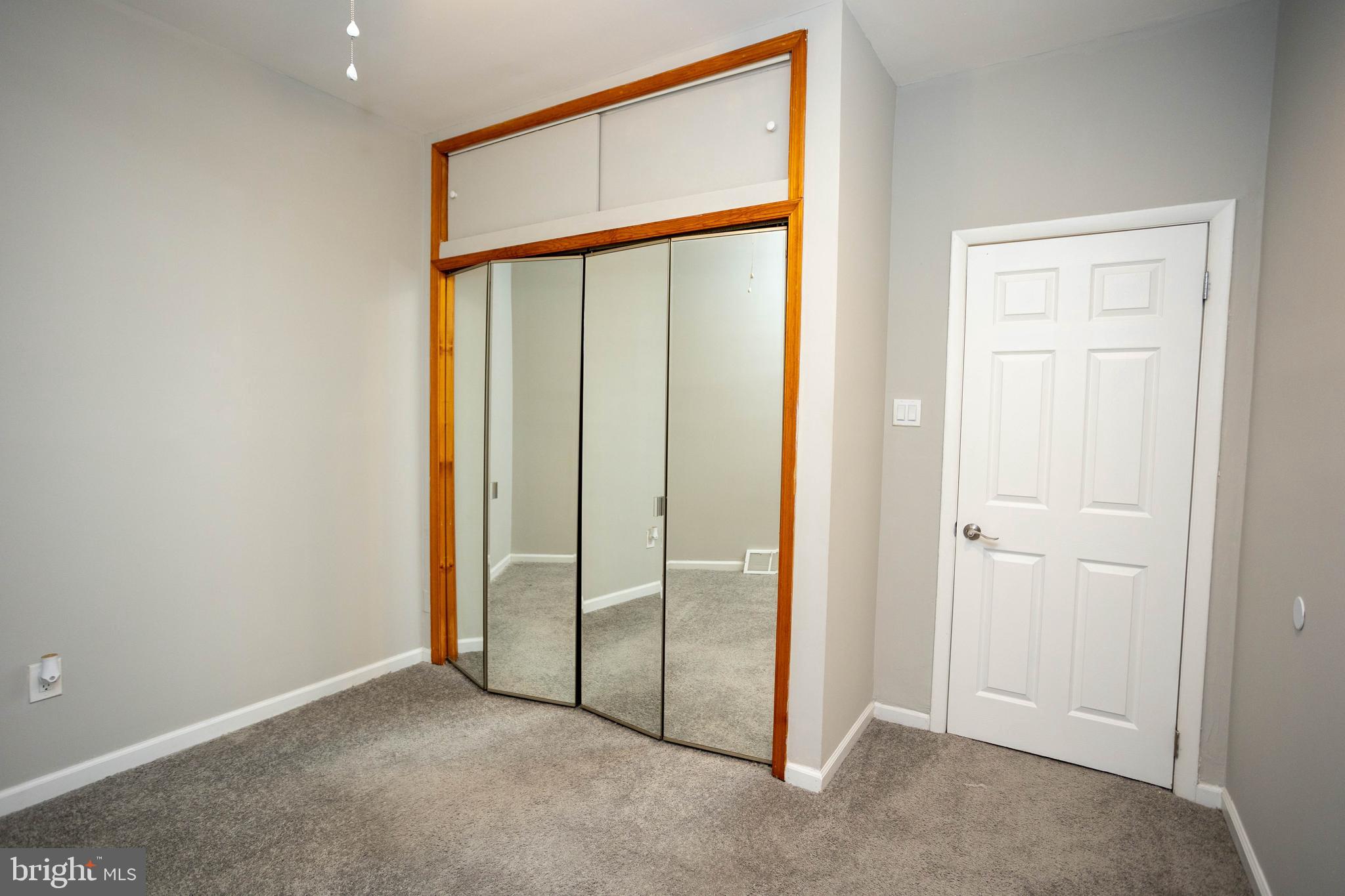 2332 S 21ST STREET SECOND FLOOR