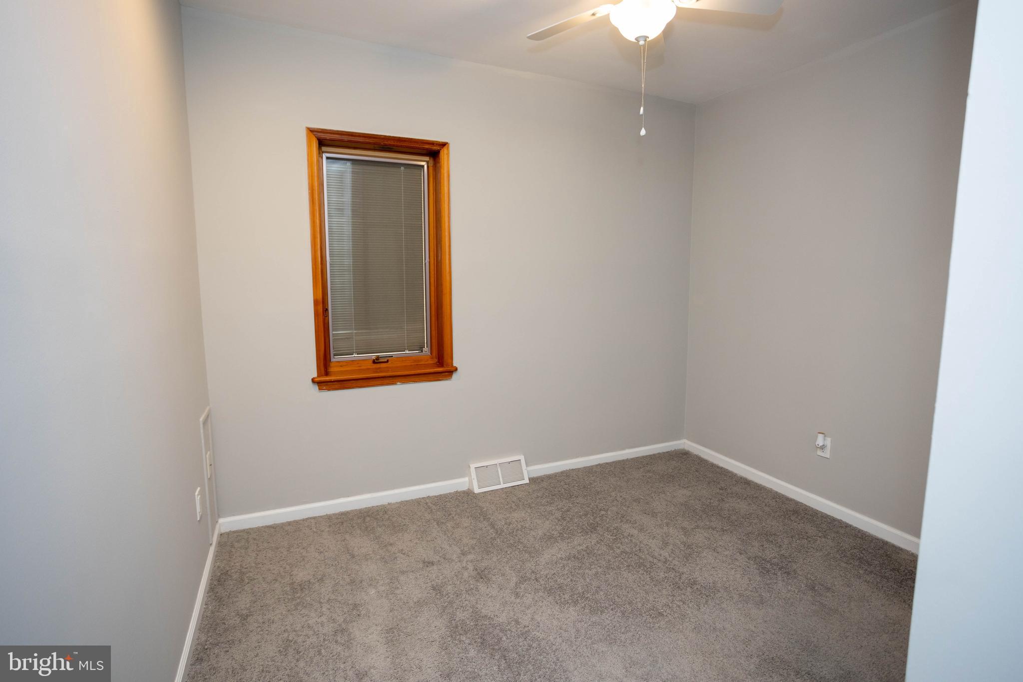 2332 S 21ST STREET SECOND FLOOR