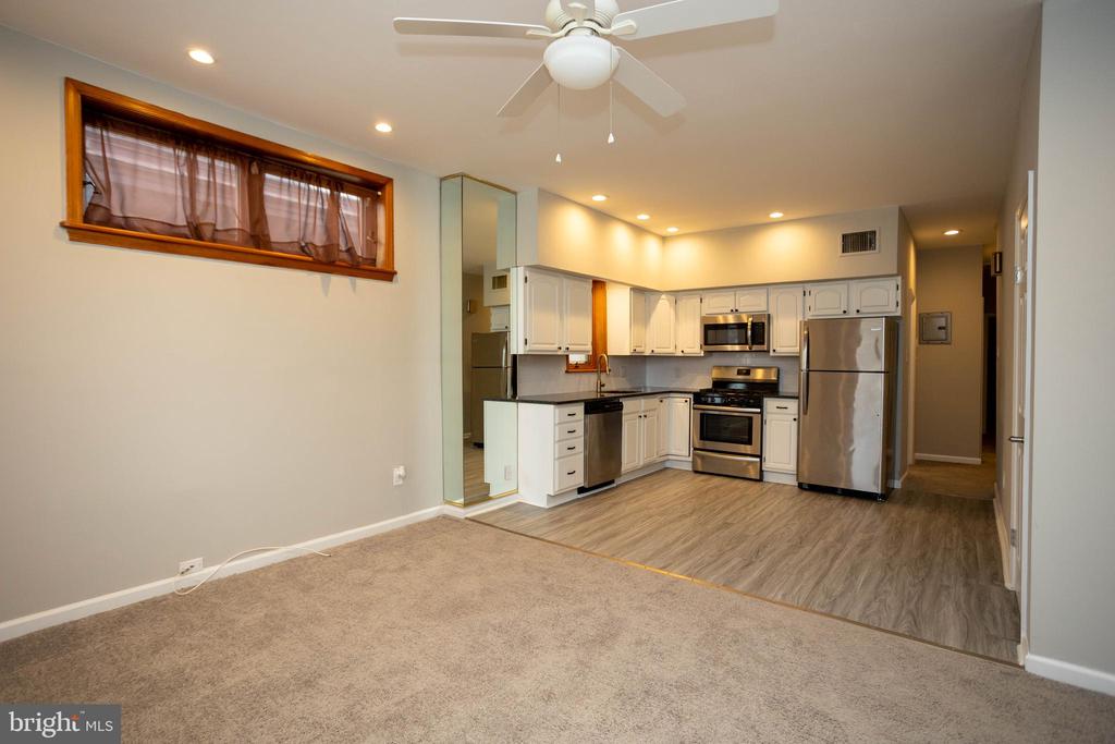 2332 S 21ST STREET SECOND FLOOR