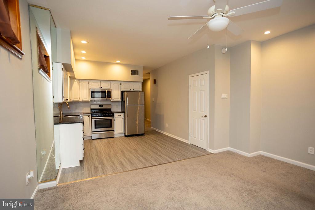 2332 S 21ST STREET SECOND FLOOR