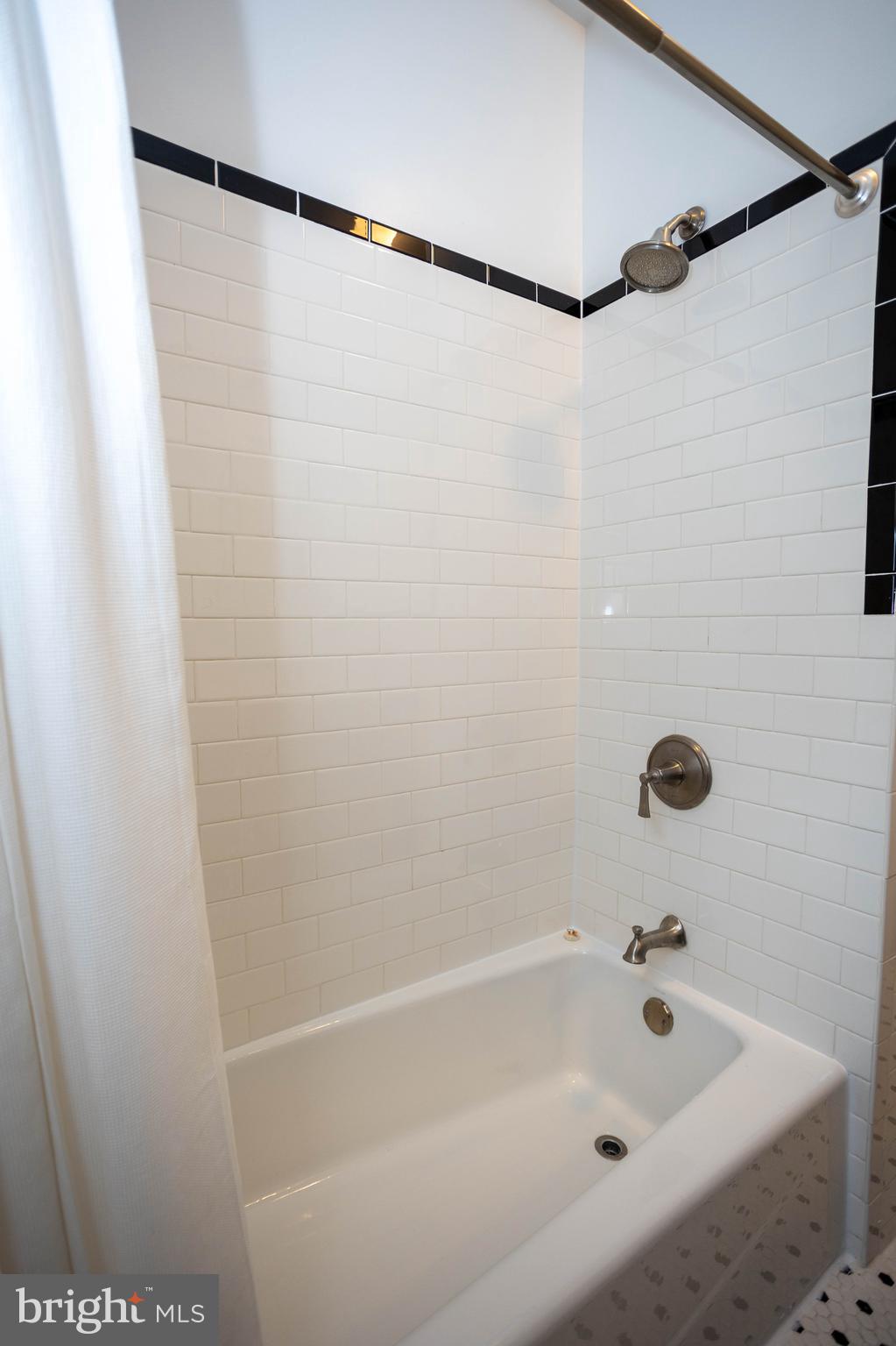 2332 S 21ST STREET SECOND FLOOR