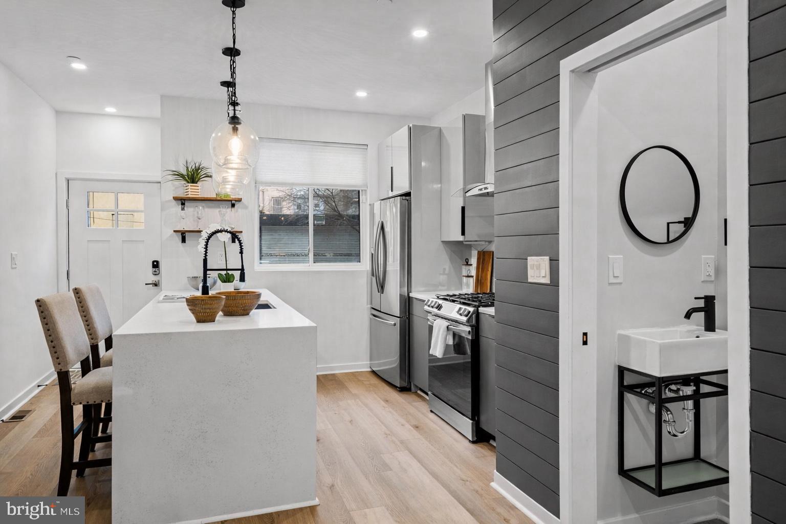 1611 GERMANTOWN AVENUE