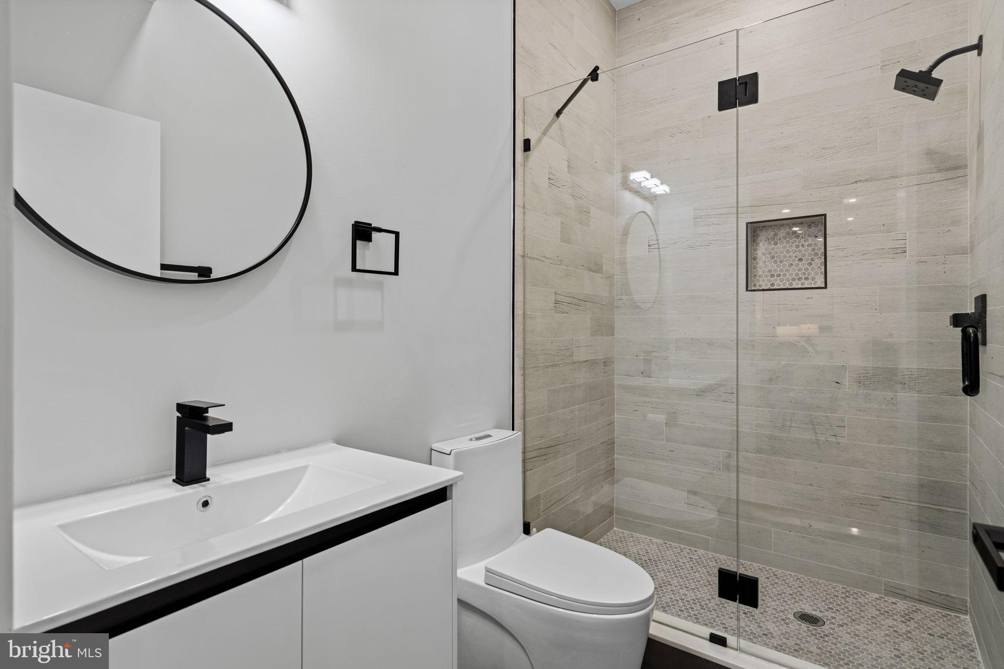 1611 GERMANTOWN AVENUE