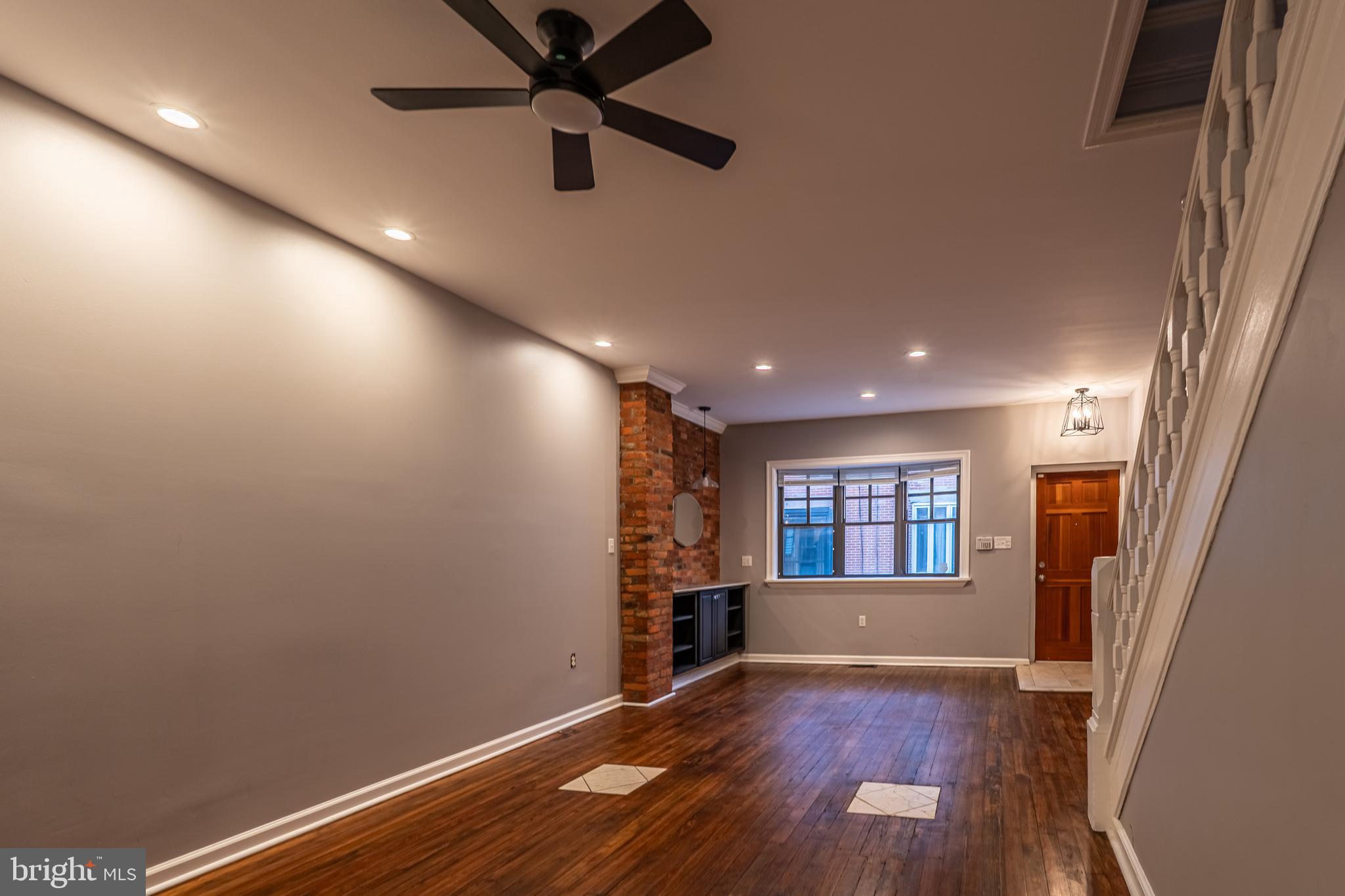 2523 S ROSEWOOD STREET