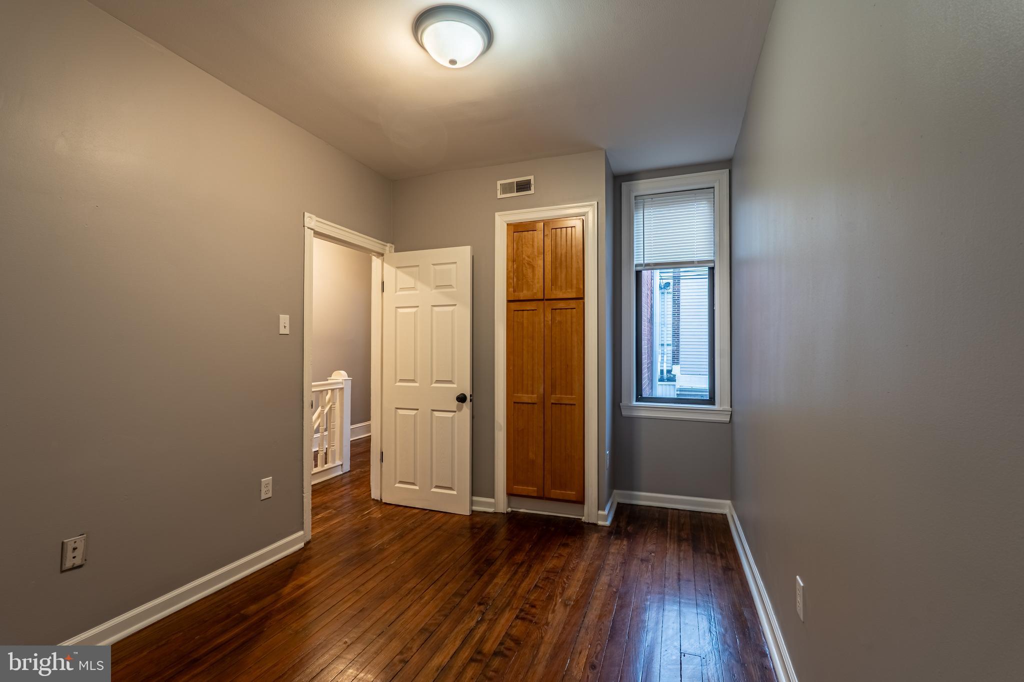 2523 S ROSEWOOD STREET