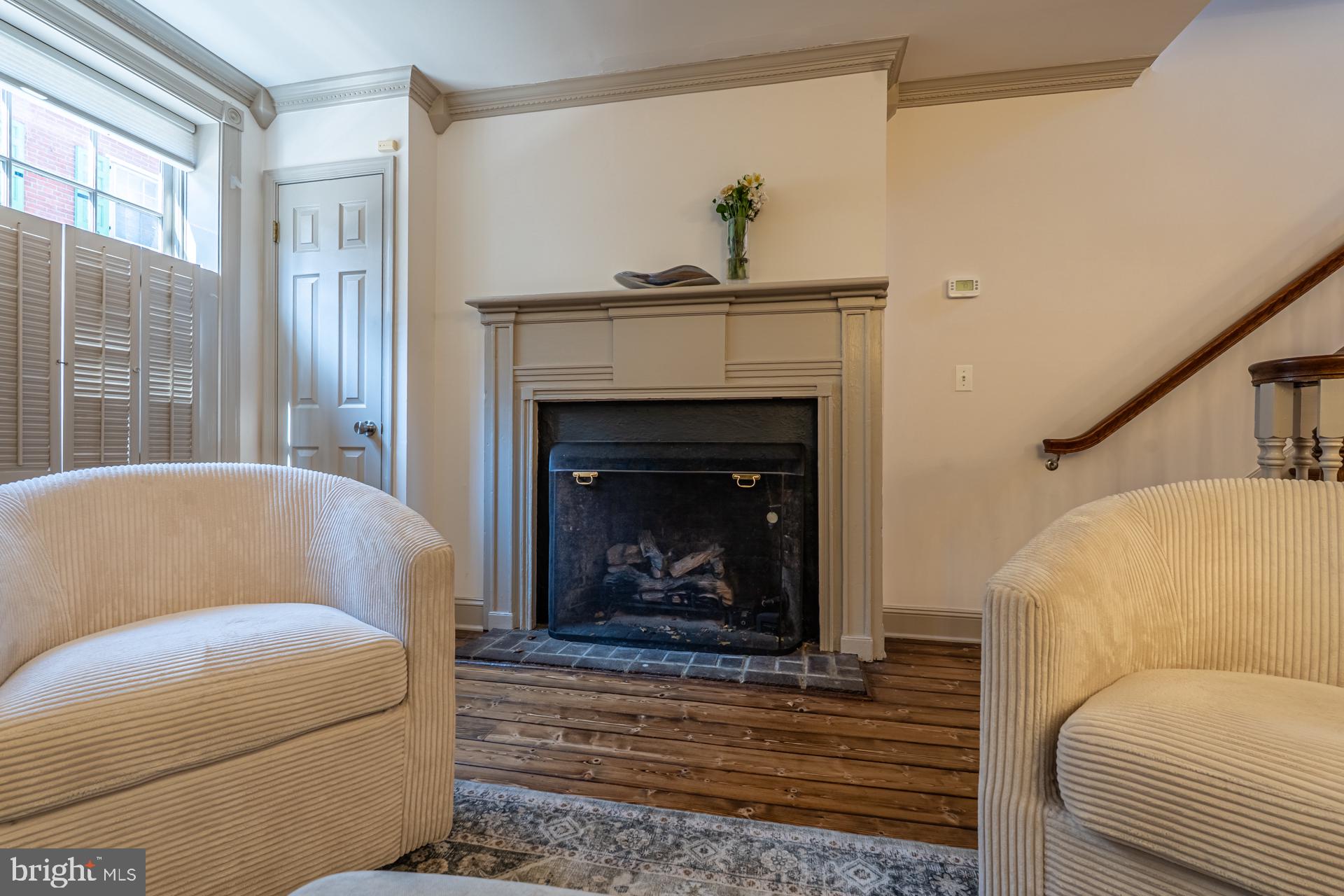 239 S QUINCE