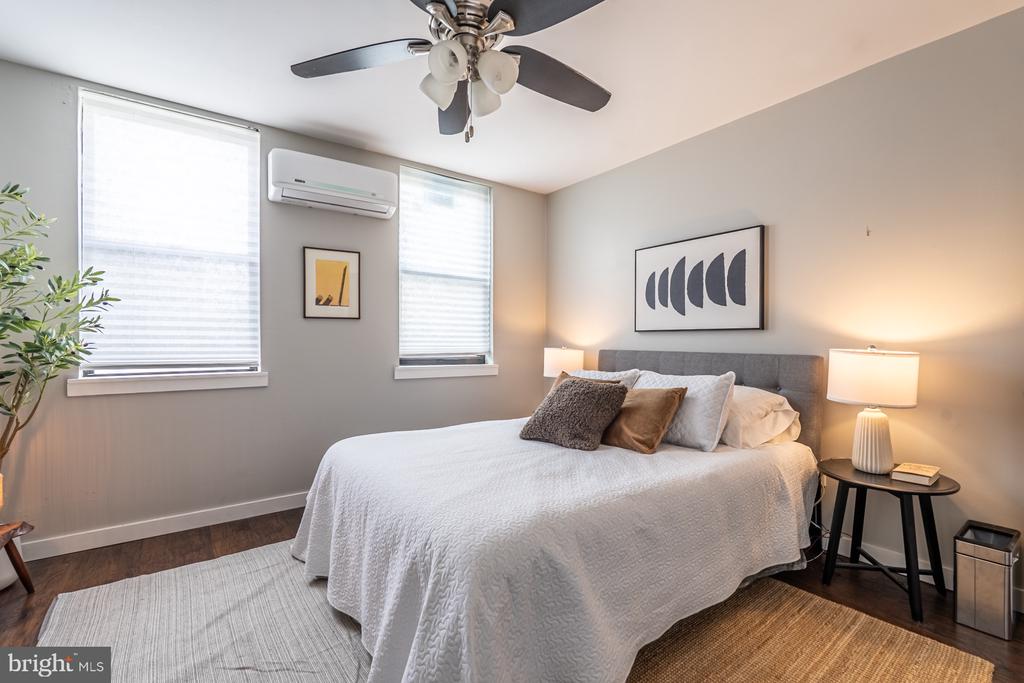 1152 S 7TH STREET