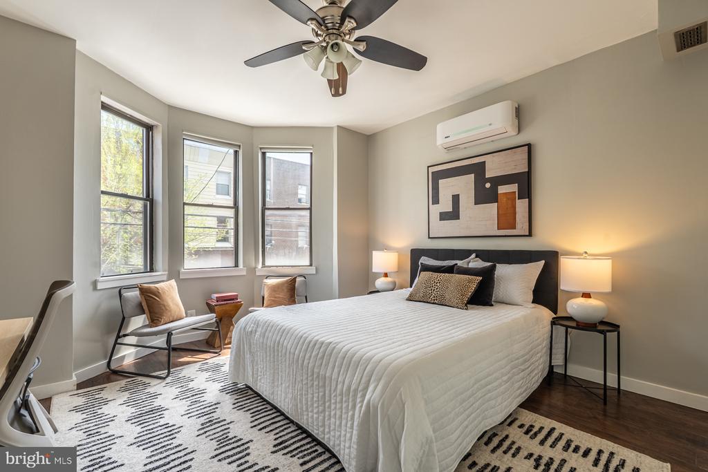 1152 S 7TH STREET