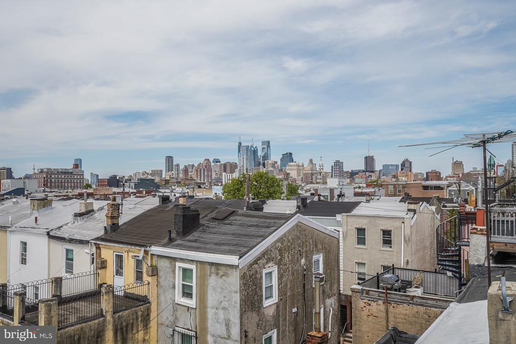 1152 S 7TH STREET