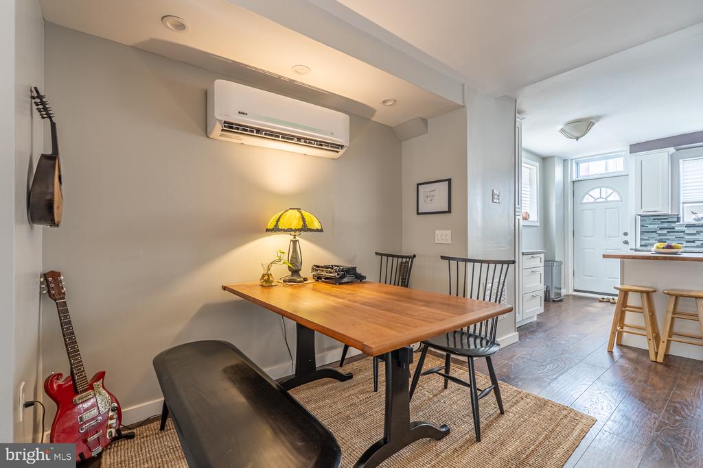 1152 S 7TH STREET