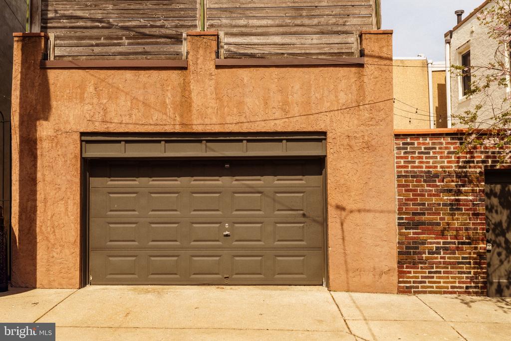 1828 S 9TH STREET