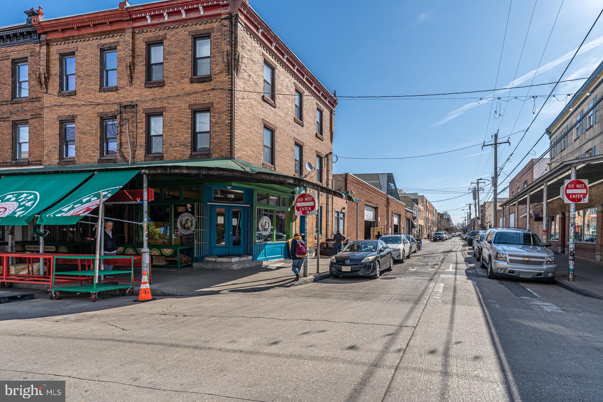 949 S 9TH STREET